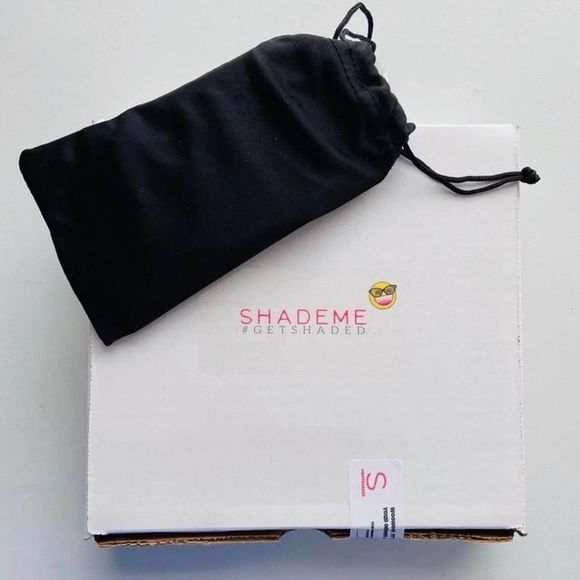 B8-3: BLACK Leaf Sunglasses - Picture 4 of 4